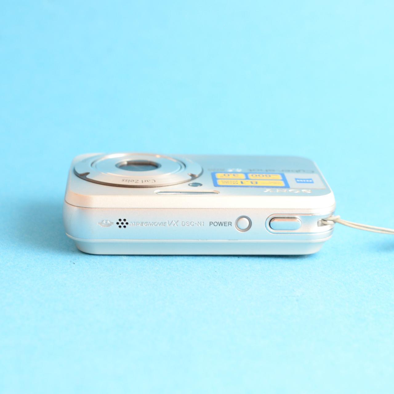 Sony Cyber-shot DSC-N1 Digital Camera | 8MP | Tested & Working | Silver