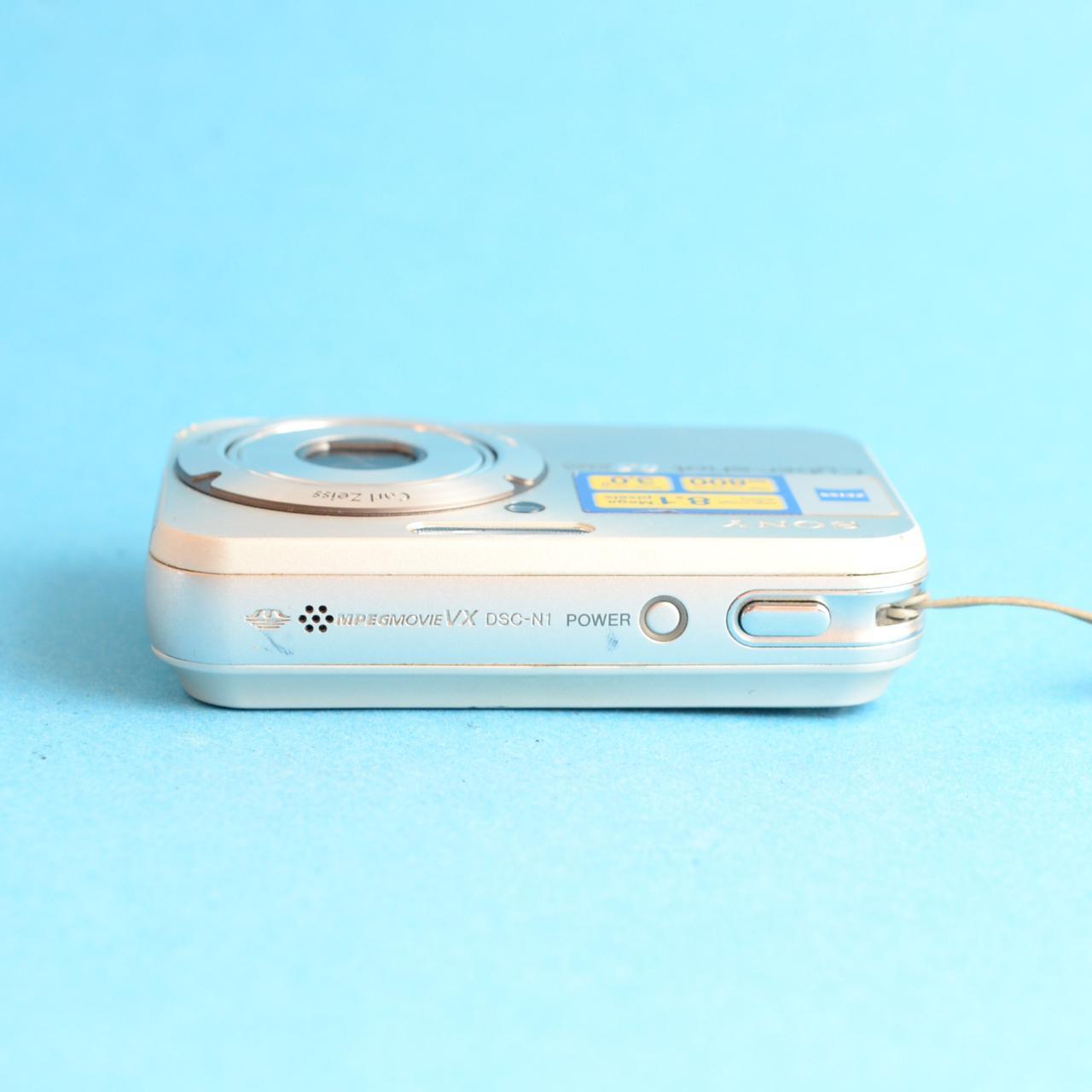Sony Cyber-shot DSC-N1 Digital Camera | 8MP | Tested & Working | Silver