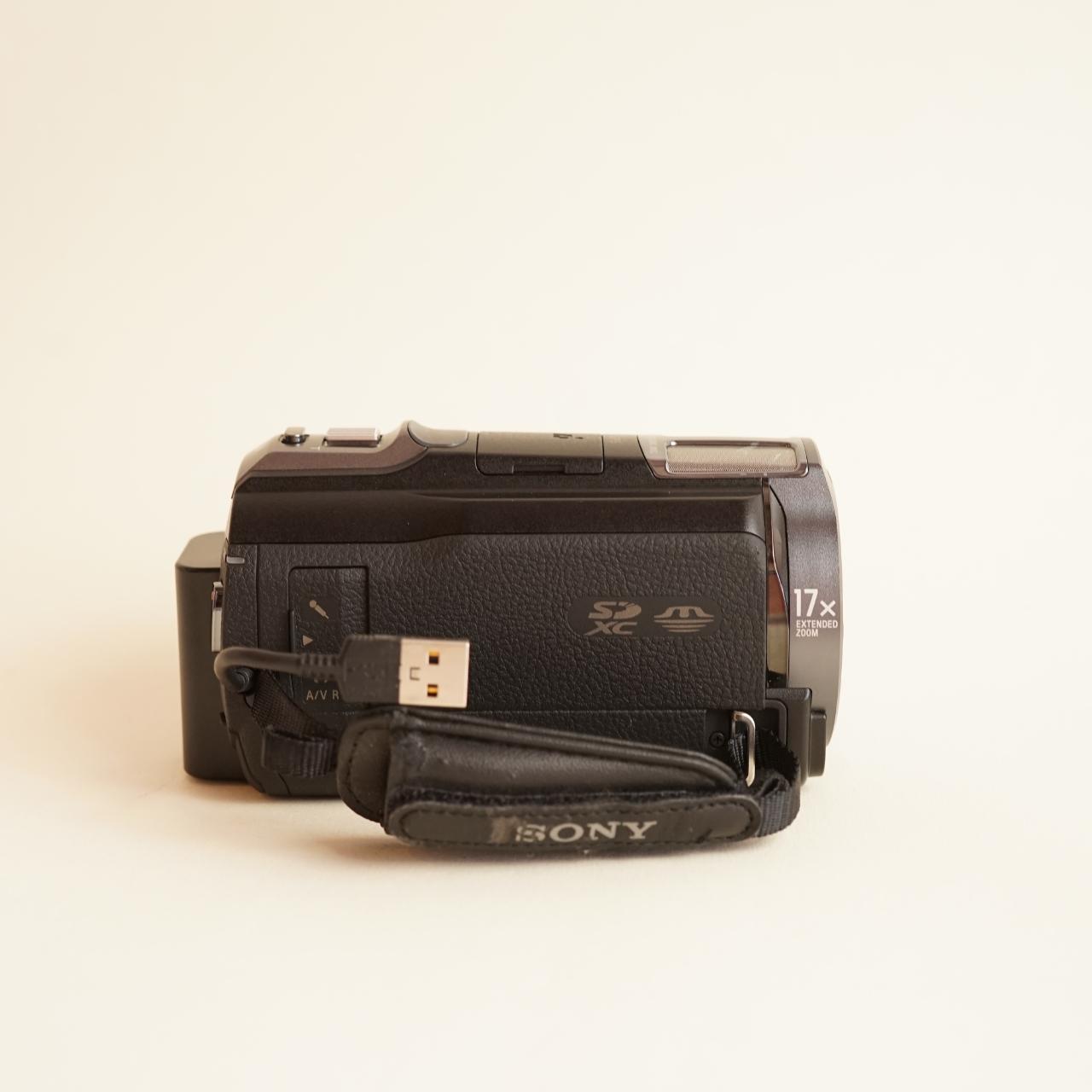 Sony Handycam HDR-PJ710 Camcorder | Built-in Projector | Read Description | Black