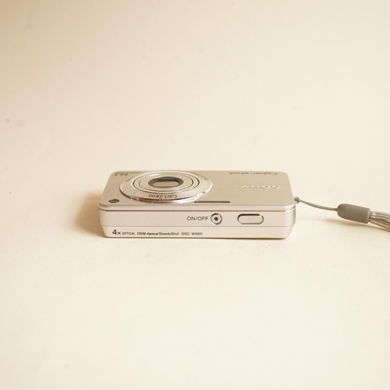 Sony Cyber-shot DSC-W560 Digital Camera | 14MP | Tested & Working | Silver