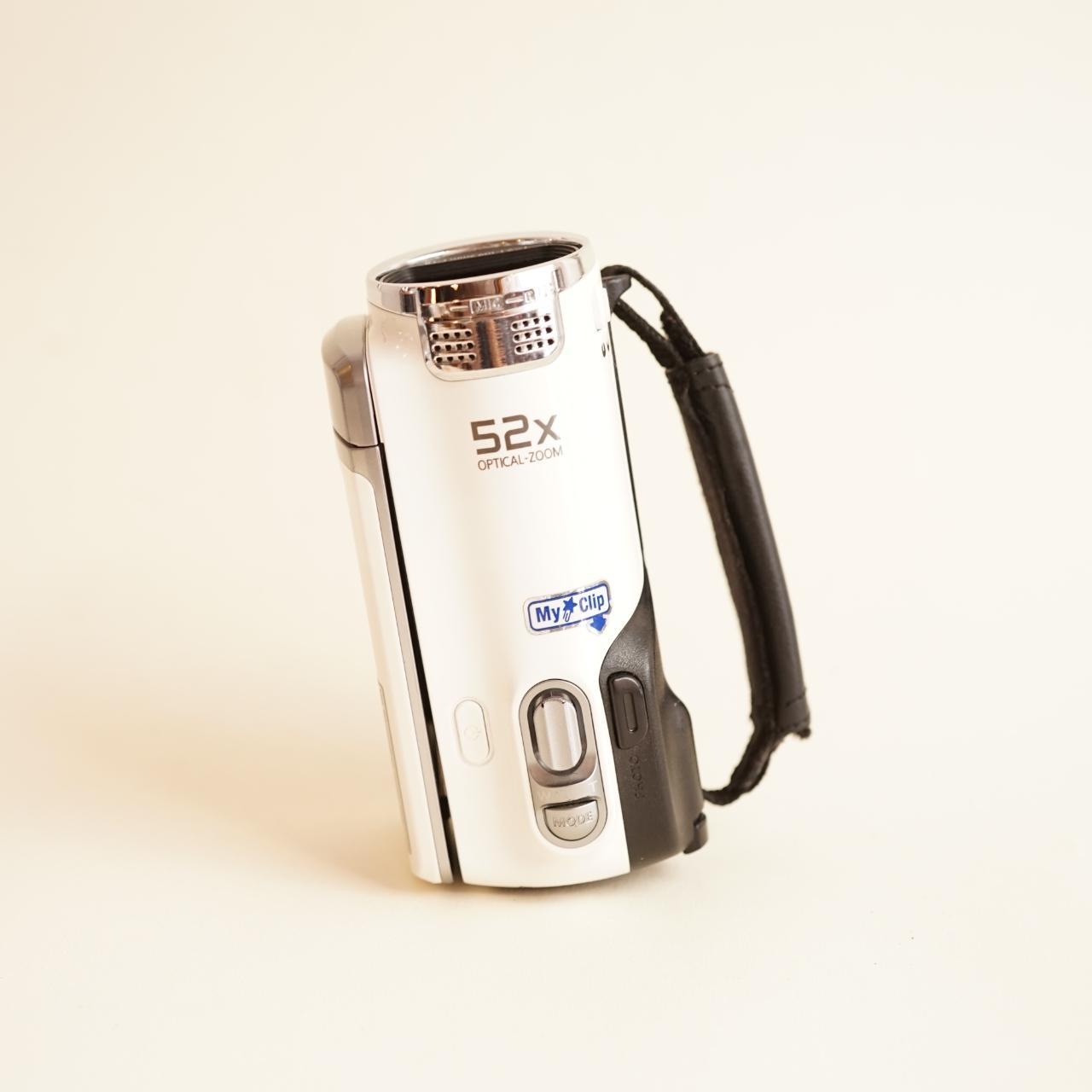 Samsung HMX-F90 Digital Camcorder | Tested & Working | White