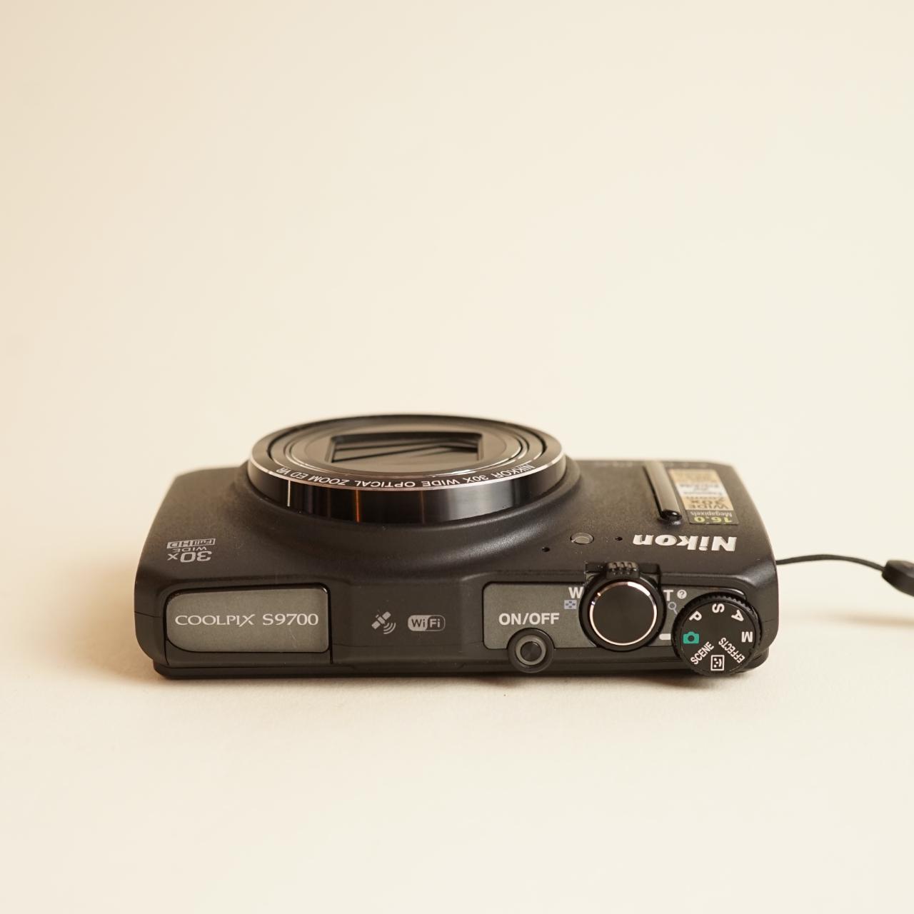 Nikon Coolpix S9700 Digital Camera | 16MP | Tested & Working | Black