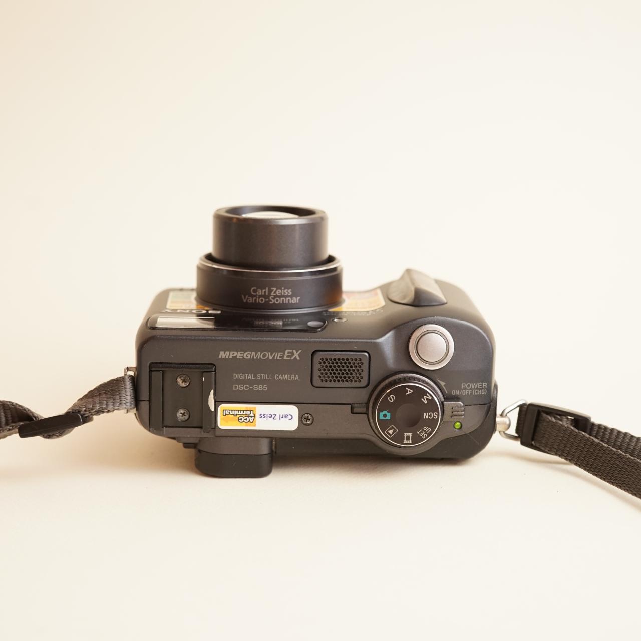 Sony Cyber-shot DSC-S85 Digital Camera | 4.1MP | Tested & Working | Grey