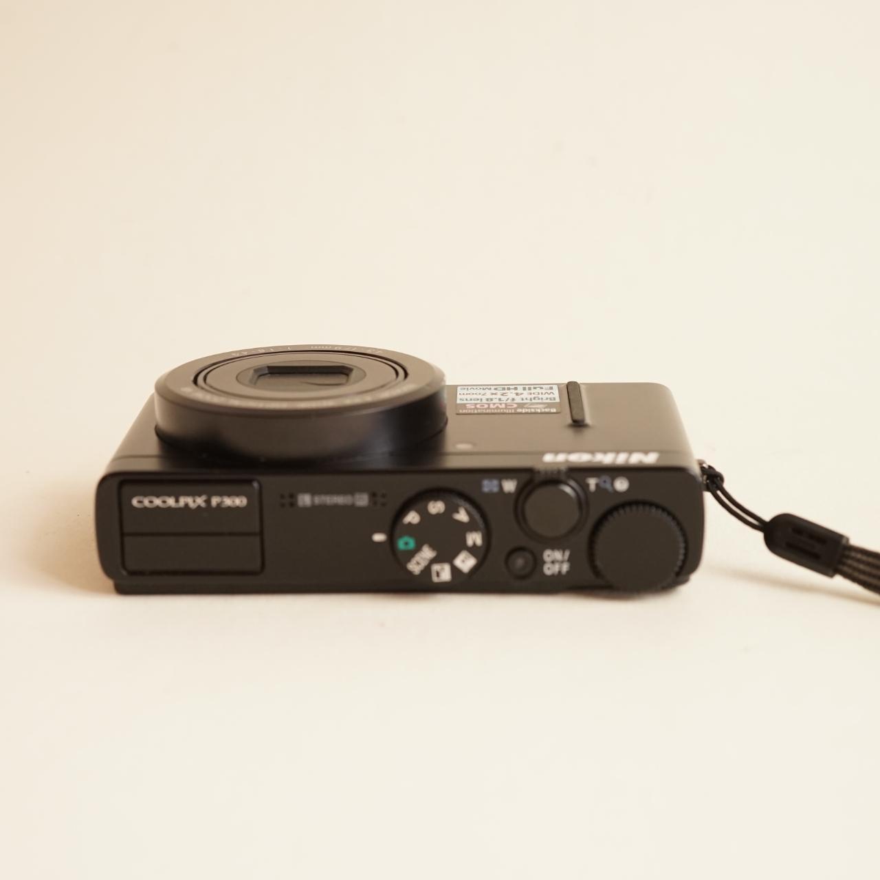 Nikon Coolpix P300 Digital Camera | 12.2MP | Tested & Working | Black