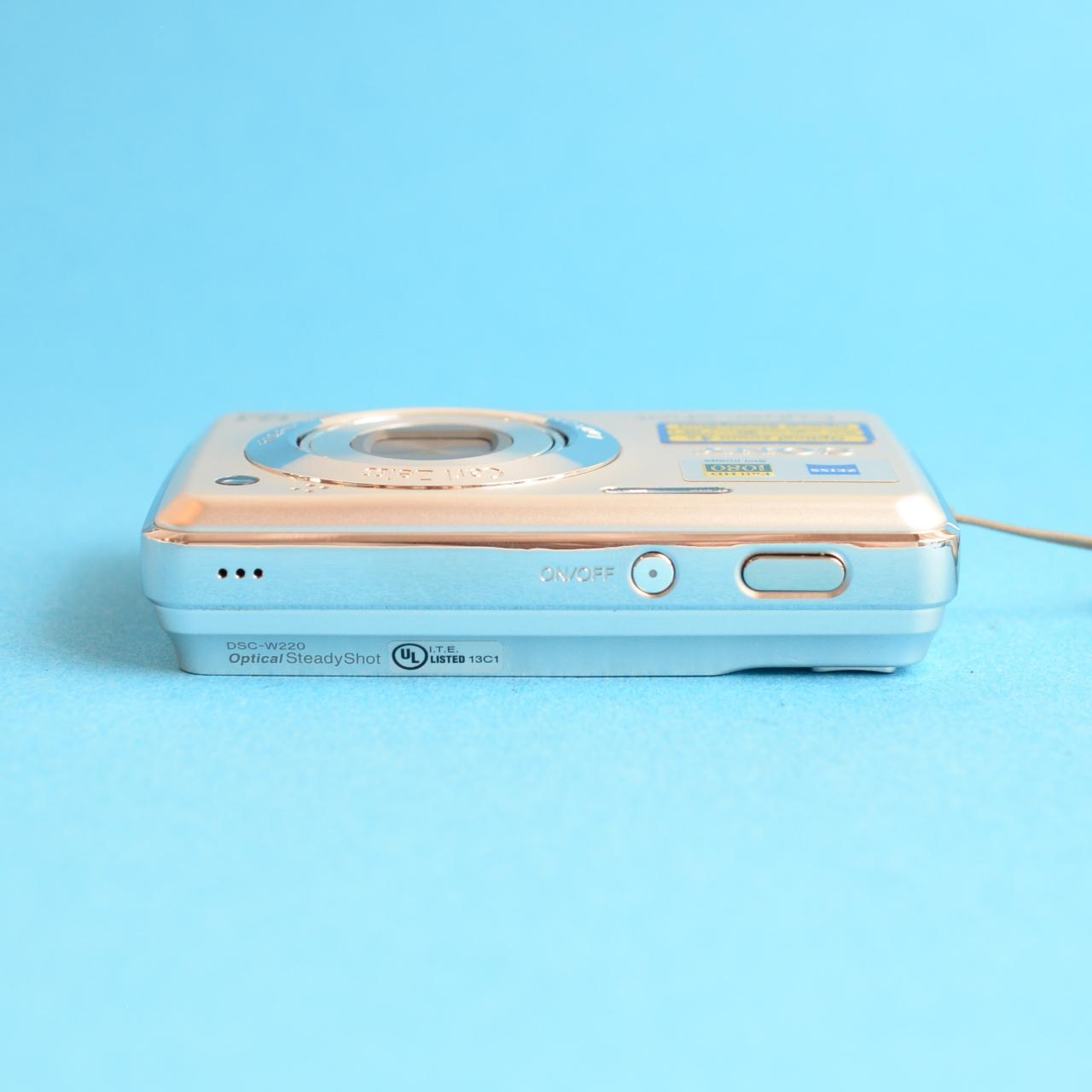 Sony CyberShot DSC-W220 Digital Camera | 12.1MP | Tested & Working | Silver
