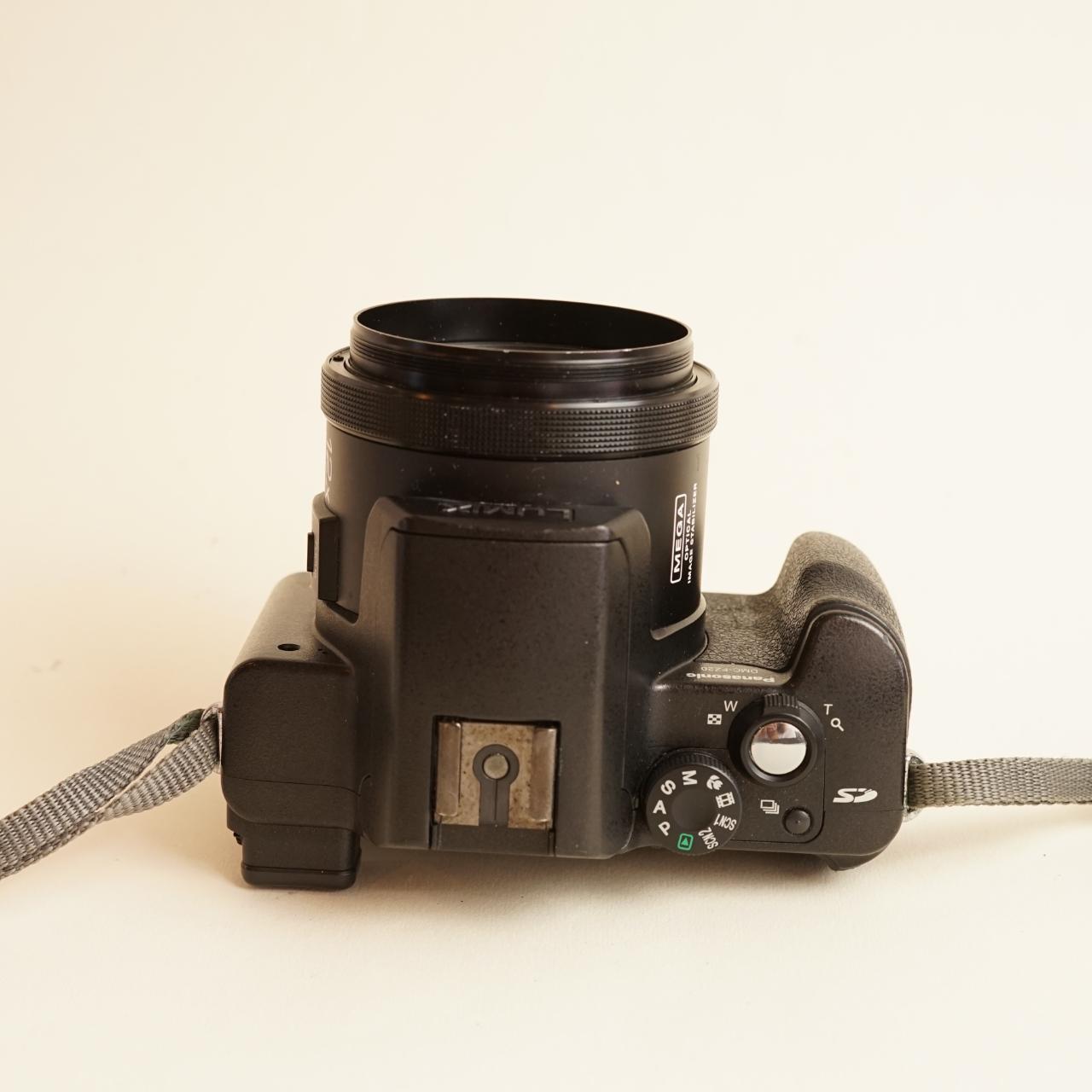 Panasonic Lumix DMC-FZ20 Digital Camera | 5MP | Tested & Working | Black