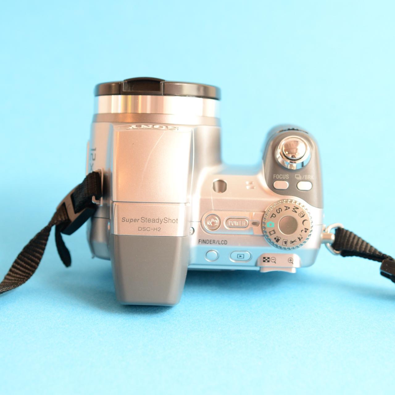 Sony CyberShot DSC-H2 Digital Camera | 6MP | Tested & Working | Silver