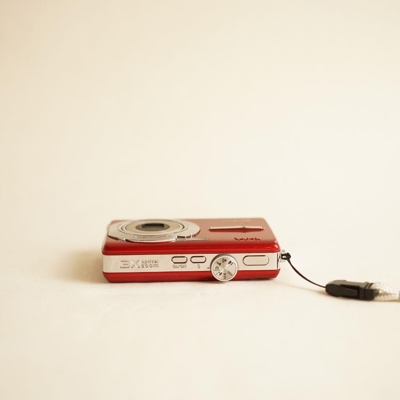 Kodak EasyShare MD1063 Digital Camera | 10.3MP | Read Description | Red