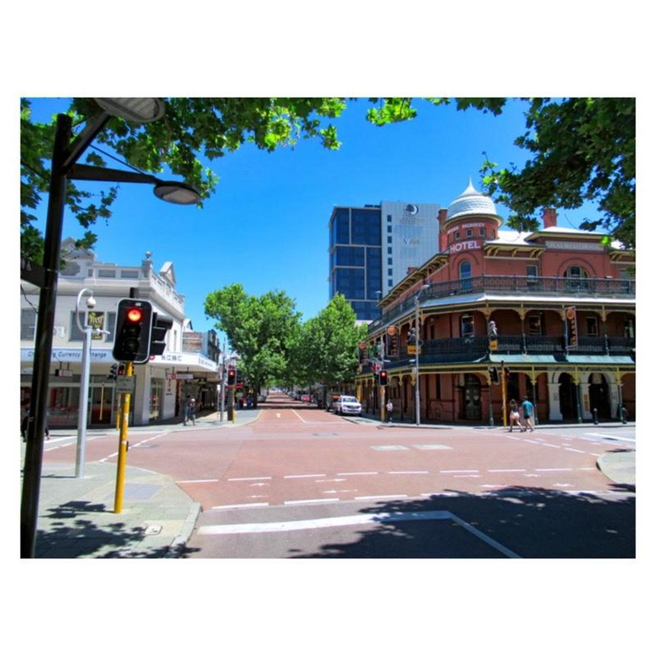 Canon PowerShot SX620 HS Digital Camera | 20.2MP | Tested & Working | Red