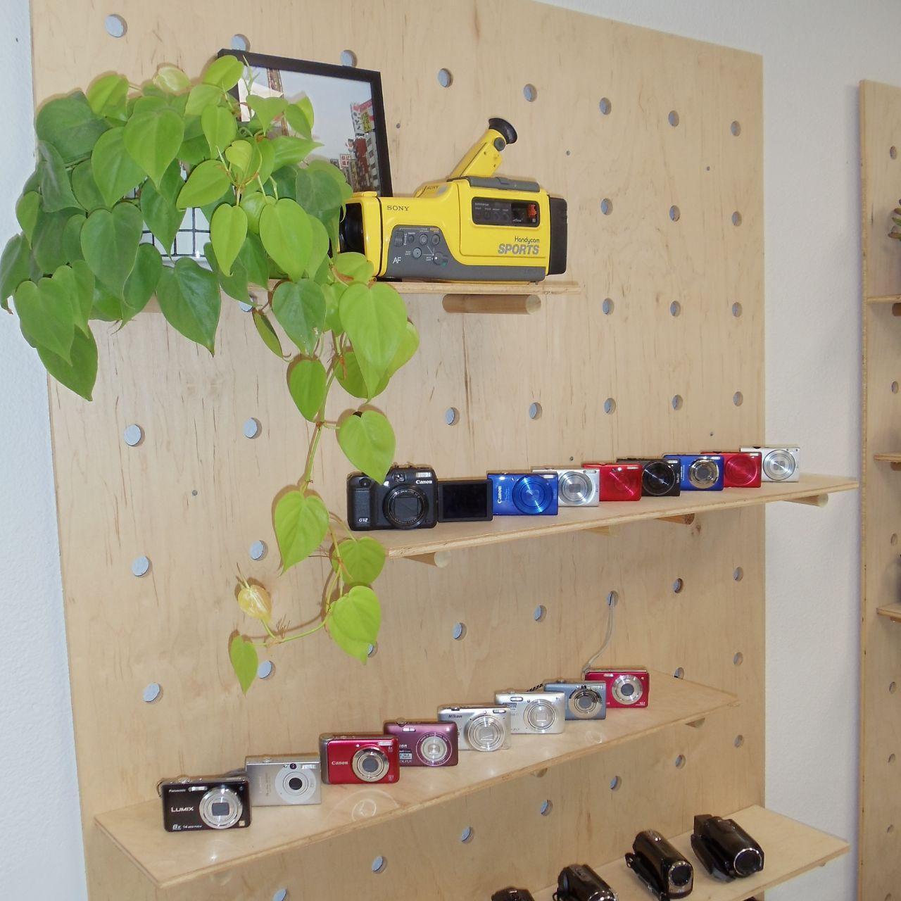 Sony Cyber-shot DSC-W370 Digital Camera | 14.1MP | READ DESCRIPTION | Green